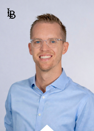 Steven Peterson Headshot