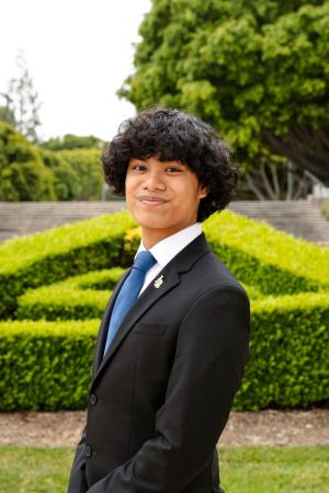 Andre Achacon Senior Profile