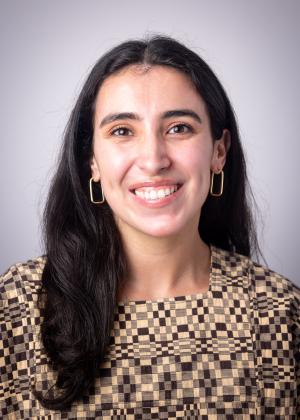 Dr. Alexandra Terrones