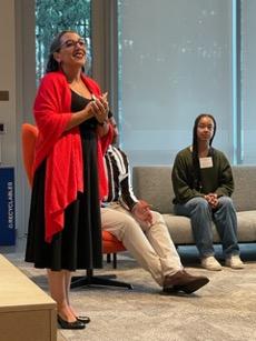 Sara Martinez Barajas speaks at a Teachers for Urban Schools reception