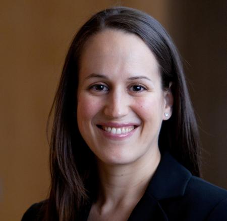 Laura Gonzalez headshot