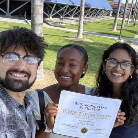 CNSM Student Council holding award