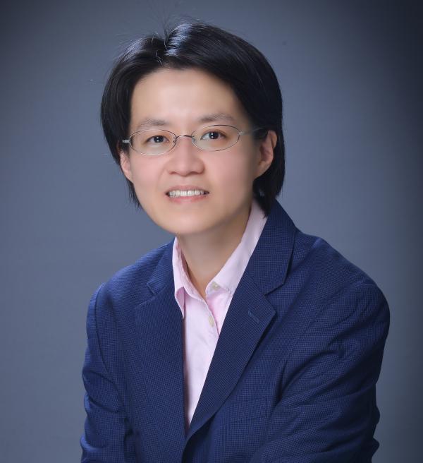Pei-Fang Hung Headshot