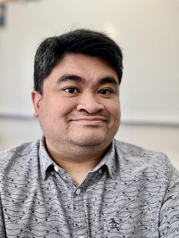 Headshot of Harvey Baldovino