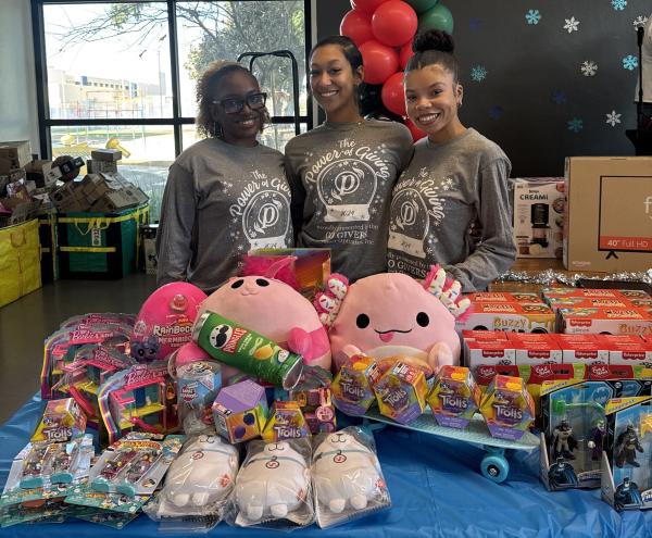 Giving Back Project Optimism’s Power of Giving: Fun and Gift Experience Event Students volunteering at Giving Back Project Optimism’s Power of Giving: Fun and Gift Experience Event