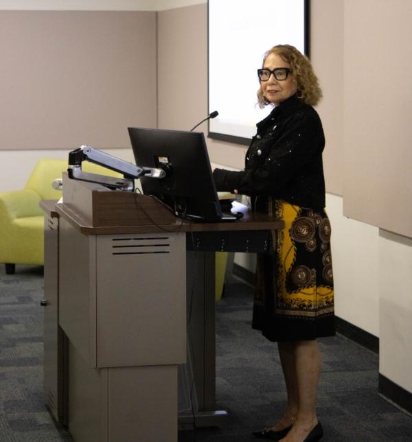 Mildred García speaks to the College of Education