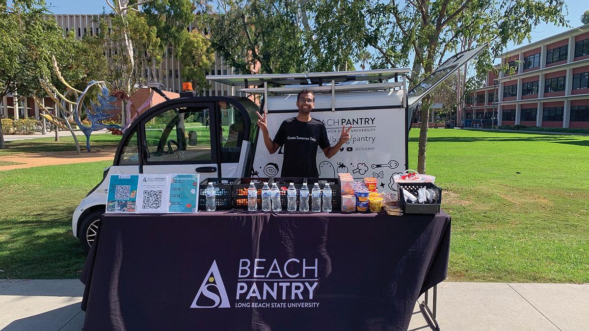 Mobile Pantry on campus