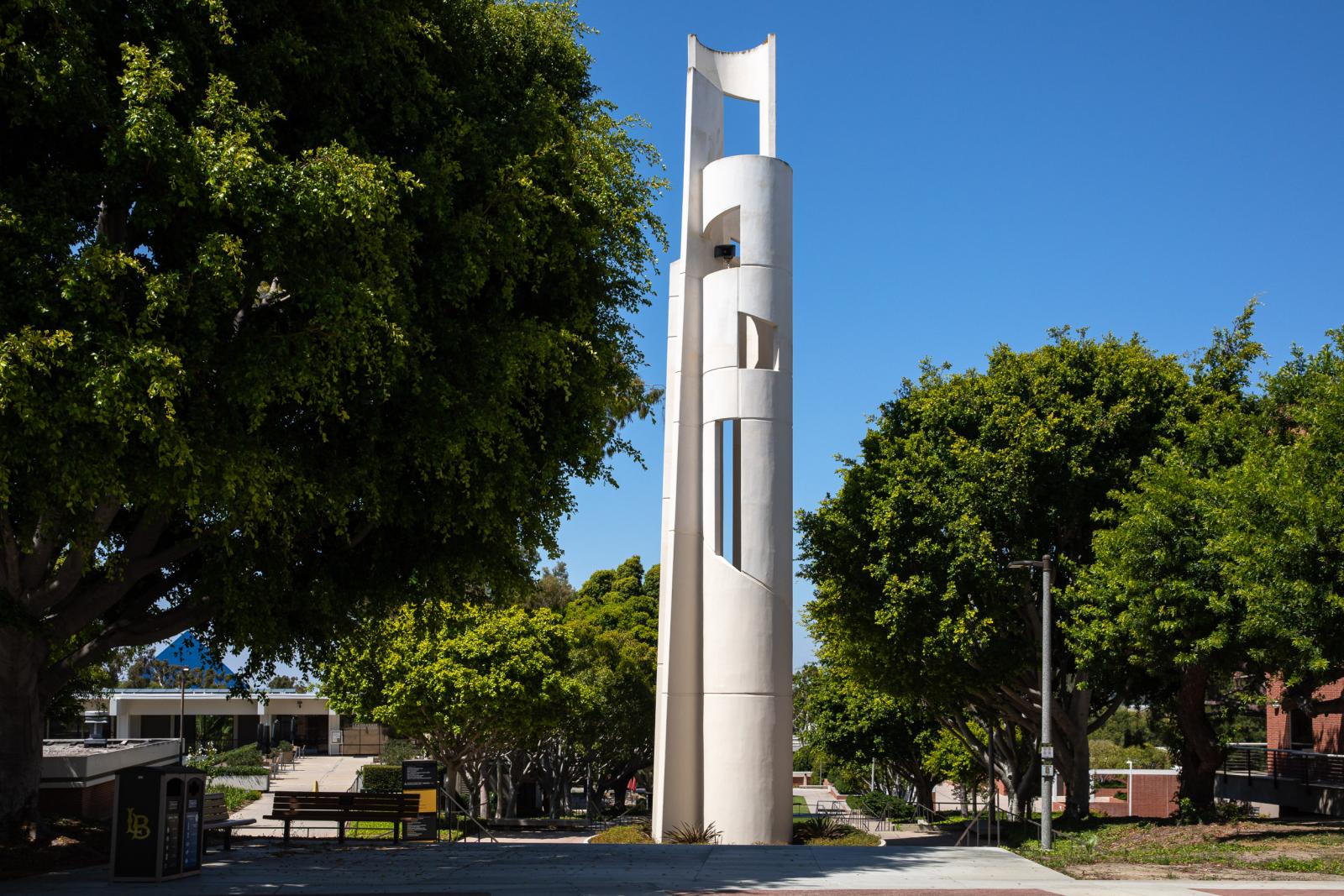 Carlson Bloc Tower by Andre Bloc Carlson Bloc Tower by Andre Bloc