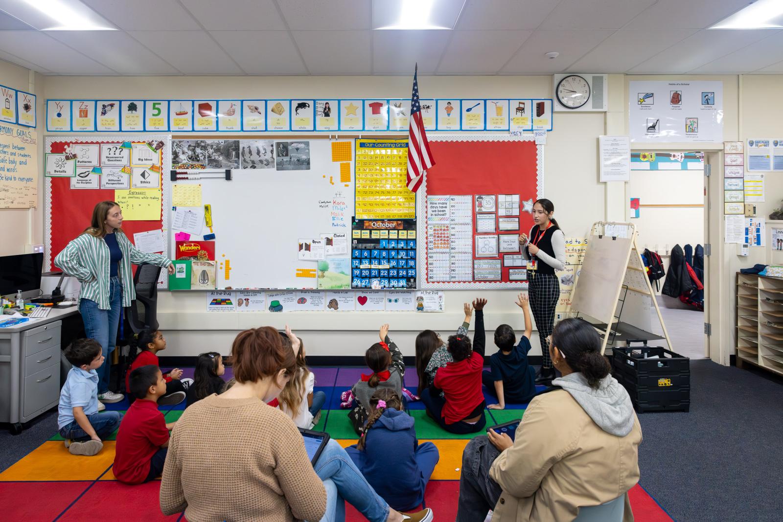 Tess Walker, left, and Marlee Aguirre co-teach a class at Mark Twain Elementary