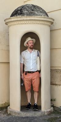 Mik Larsen Mik Larsen