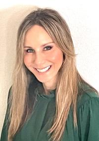 Photo of Dr. Stacy Young, Director of the COMM Tutoring Center