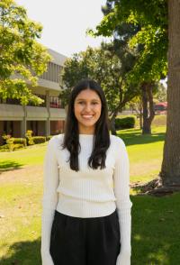 photo of Natalie Flores